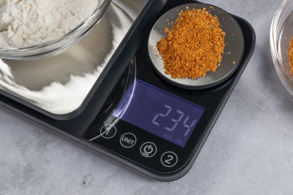 Cuisena 2 in 1 Scale 5kg -Silver