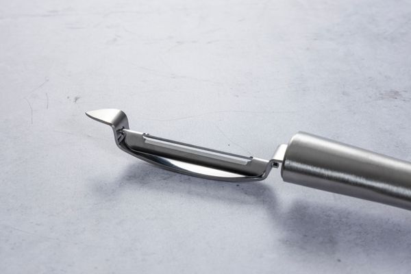 Cuisena Stainless Steel Swivel Peeler