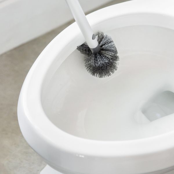 Full Circle Scrub Queen Toilet Brush - White