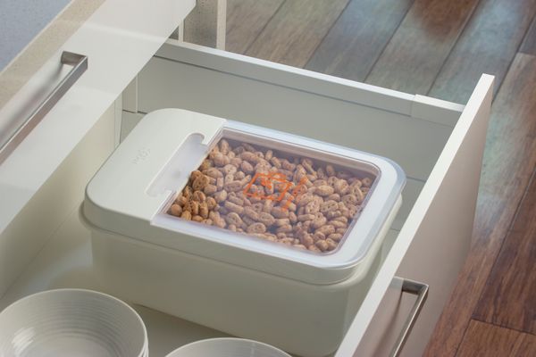 LocknLock Grain/Dry Food Container with Cup - 8L