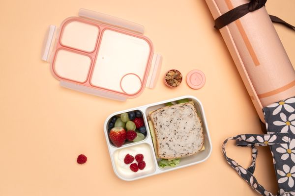 LocknLock To-Go Bento Box 1.5L Pink HPL782