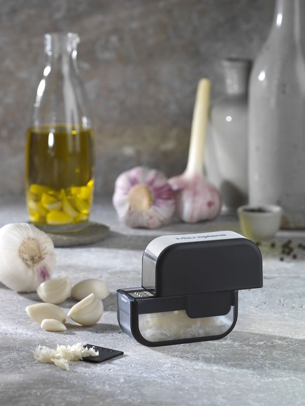 Microplane Garlic Mincer