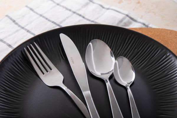 Mikasa Harlington Stainless Steel Cutlery Set, 24 Piece