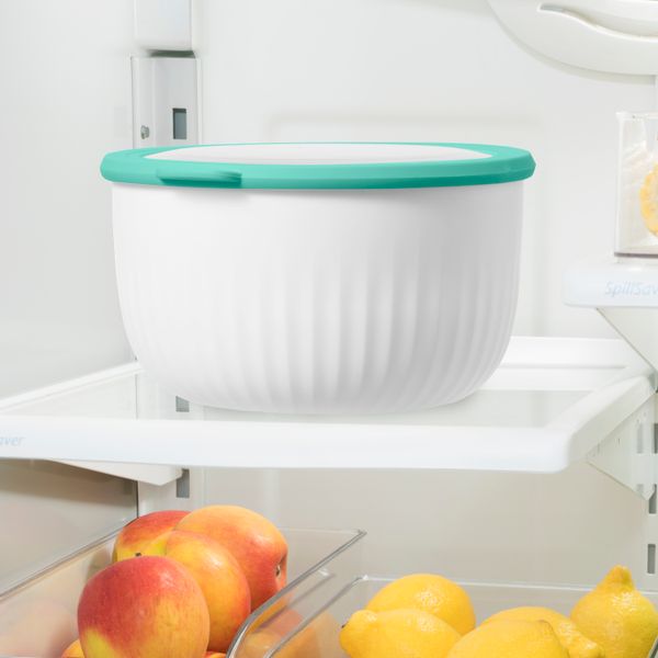 Oggi Prep & Serve Bowl with Lid - 3.785L - White