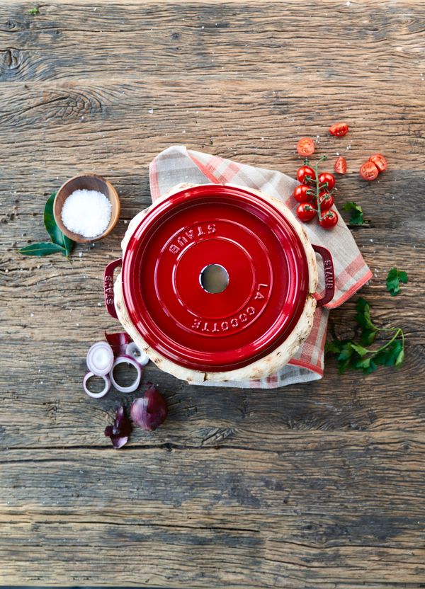 Staub Cocotte Round 24cm Cherry Red