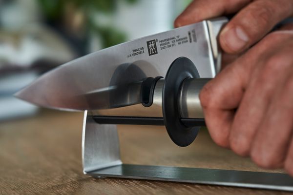 Zwilling TWINSHARP® Select Knife Sharpener